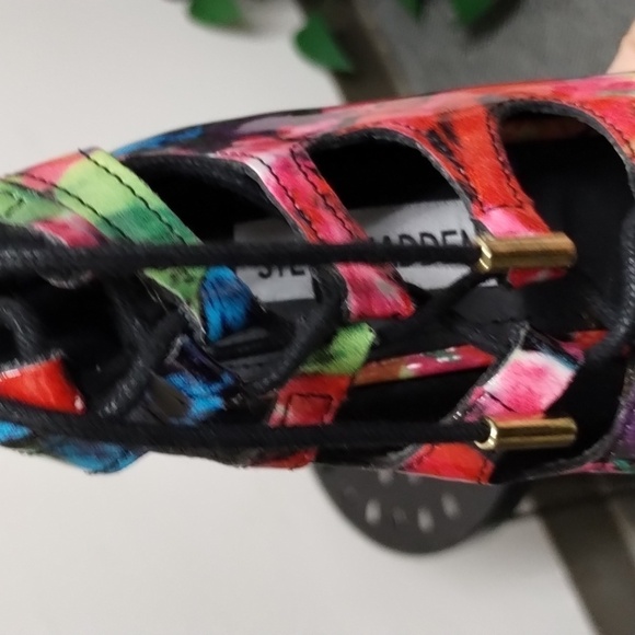 Steve Madden Cythiaa Multi-Color Open Toe Lace Up Heels Sz 5.5 M Beautful - Picture 10 of 15